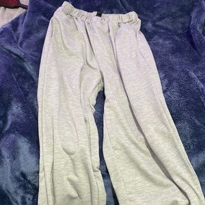 grey sweatpants